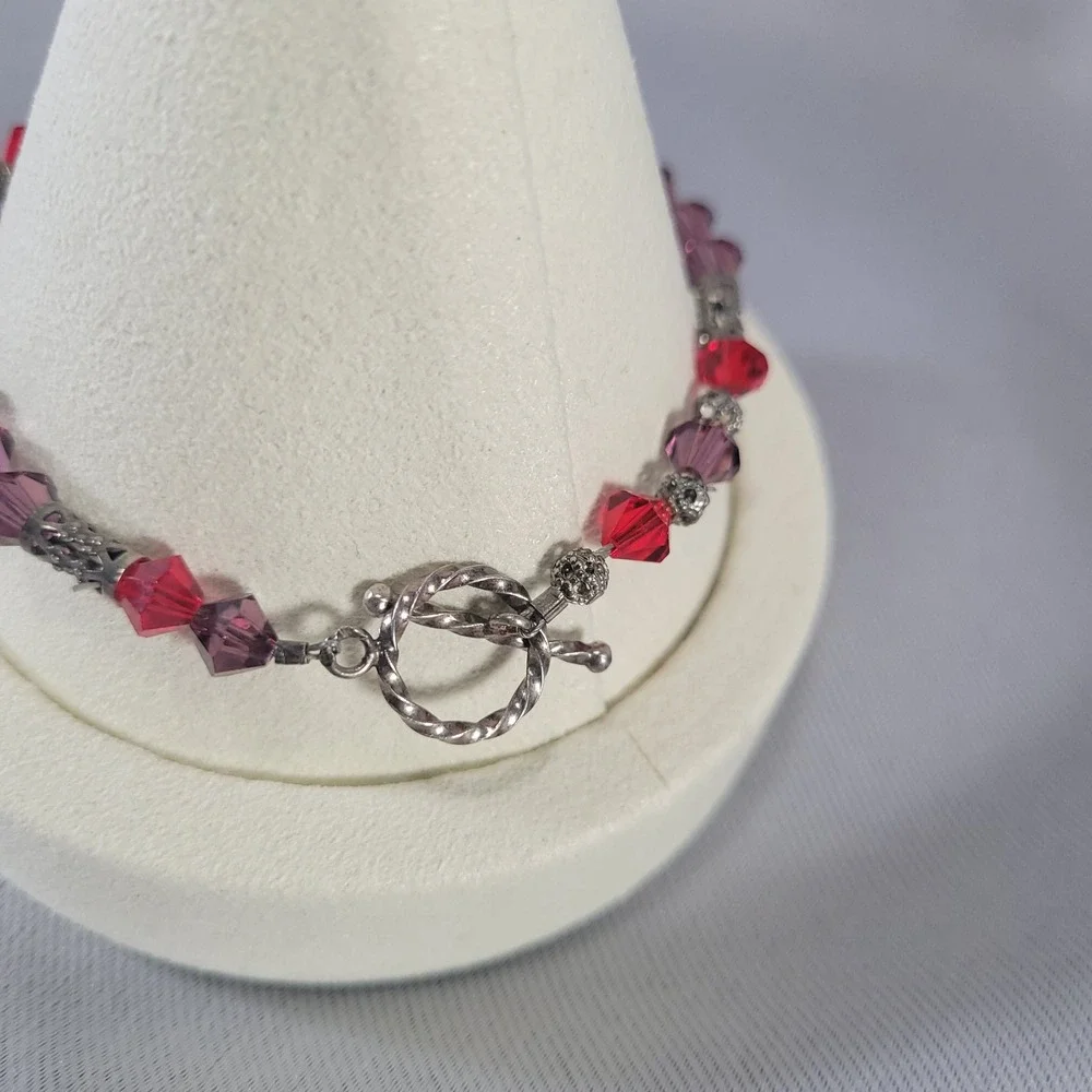 Sterling Silver Crystal‎ Beaded Bracelet Women 7.25 Purple Red Filigree Toggle